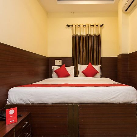 Oyo 11945 Hotel Glory Palace อินดอร์ ภายนอก รูปภาพ