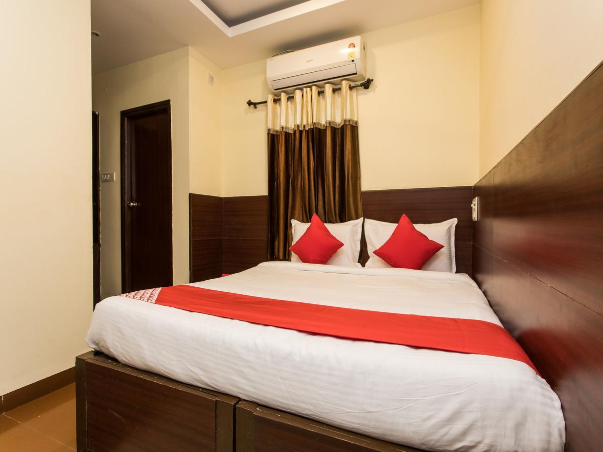 Oyo 11945 Hotel Glory Palace อินดอร์ ภายนอก รูปภาพ